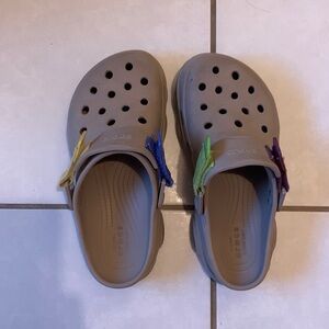 Size 8 women’s crocs
